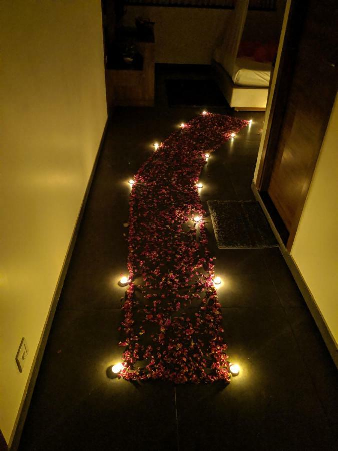 Hotel Avaante Ahmedabad Formerly Known As The Orchid Hotel Buitenkant foto